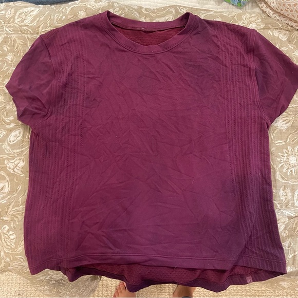 Lululemon Train To Be Tee Short Sleeve - Picture 2 of 5